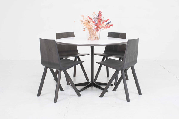 Chaise Cresta de Jörg Boner pour Dadadum en bois gris ardoise