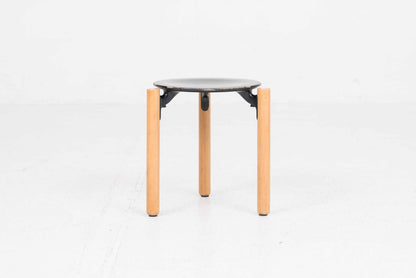 Hocker von Bruno Rey für Dietiker