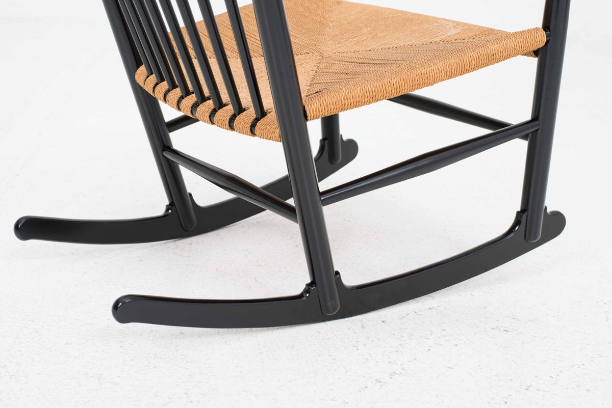 Vintage Schaukelstuhl J16 von Hans J. Wegner für FDB Møbler