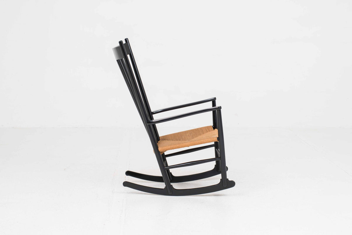 Vintage Schaukelstuhl J16 von Hans J. Wegner für FDB Møbler