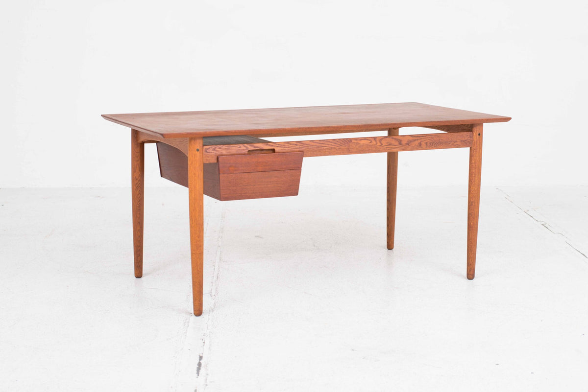 Frederica desk by Ib Kofod-Larsen