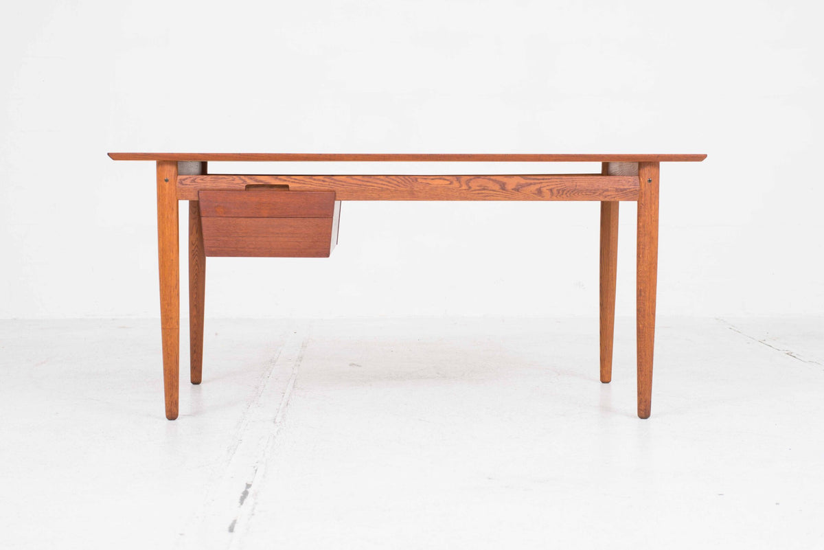 Frederica desk by Ib Kofod-Larsen