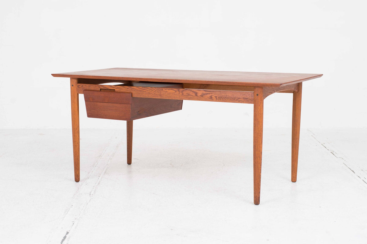 Frederica desk by Ib Kofod-Larsen