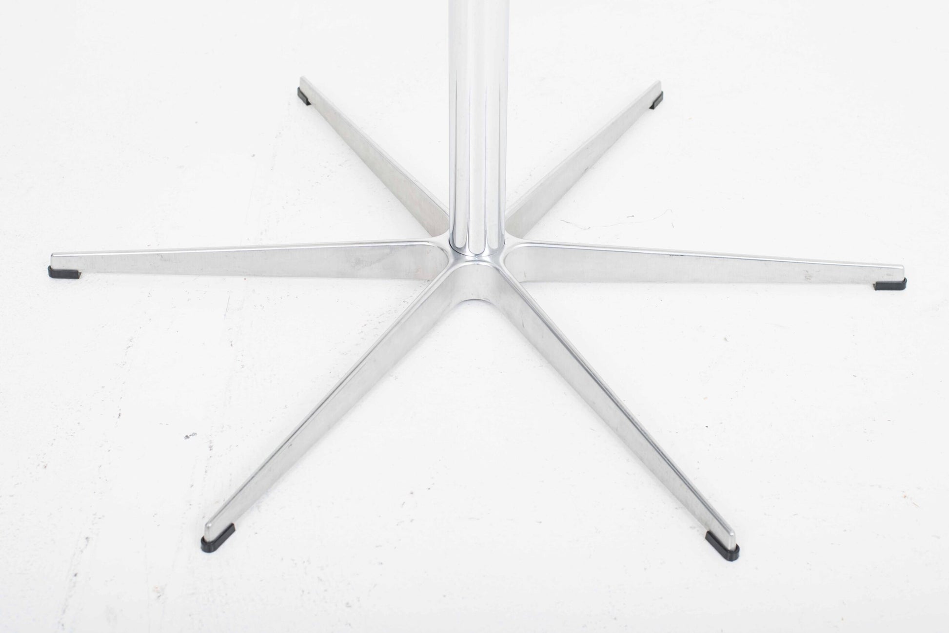 Vintage Tisch Circular von Arne Jacobsen für Fritz Hansen