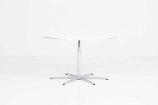 Vintage Tisch Circular von Arne Jacobsen für Fritz Hansen