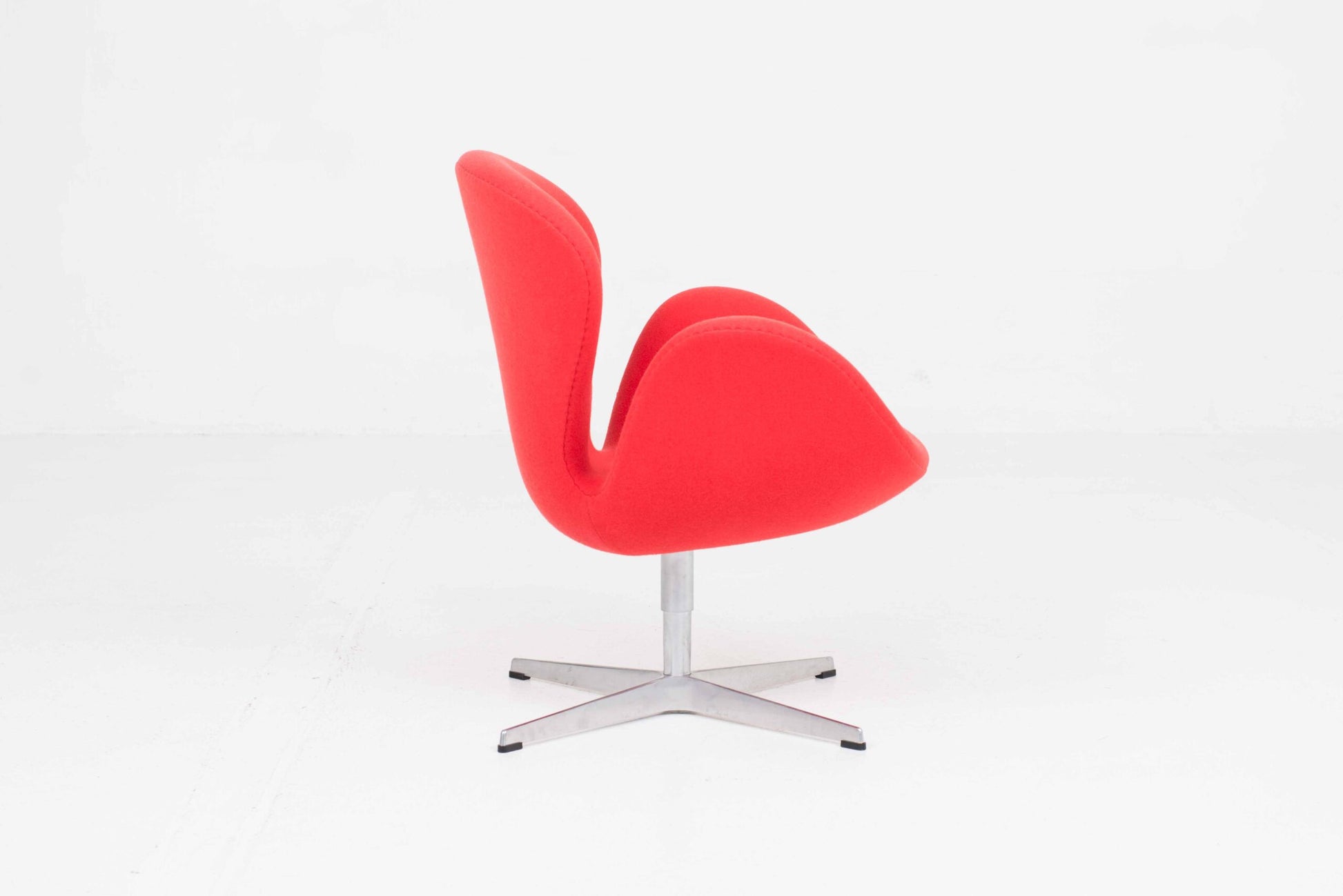 Vintage Sessel Swan von Arne Jacobsen für Fritz Hansen, Rot