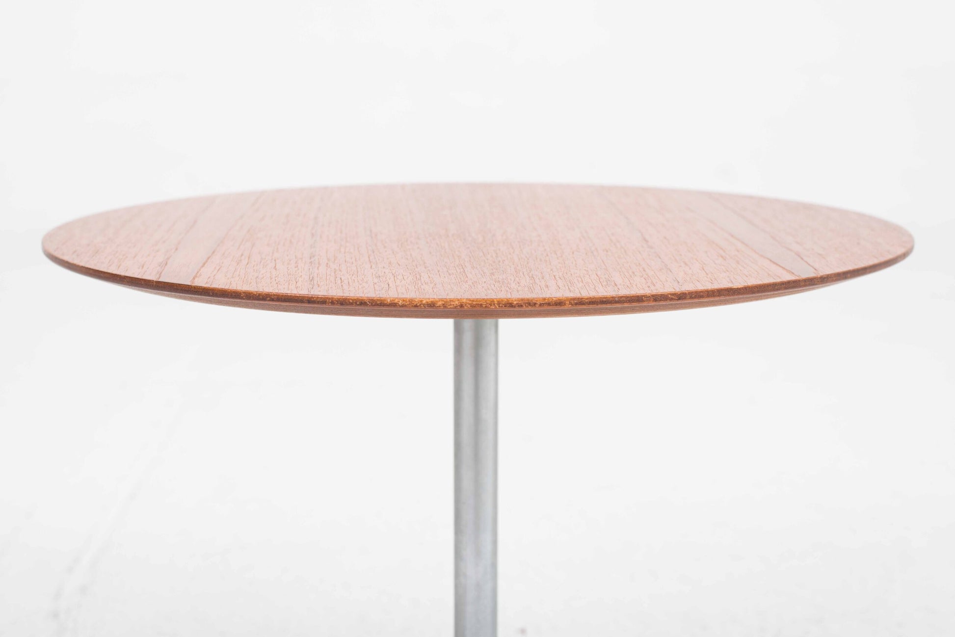 Vintage Couchtisch "Circular" von Arne Jacobsen für Fritz Hansen aus Teak