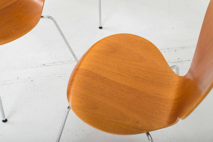 Fritz Hansen 3107 chairs by Arne Jacobsen in teak, set of four