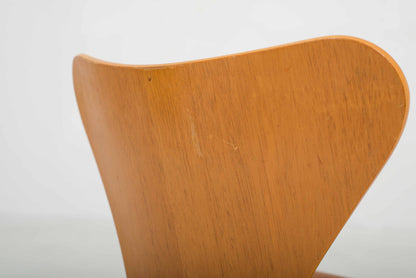 Fritz Hansen 3107 chairs by Arne Jacobsen in teak, set of four