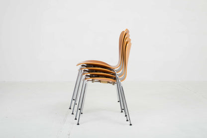 Fritz Hansen 3107 chairs by Arne Jacobsen in teak, set of four