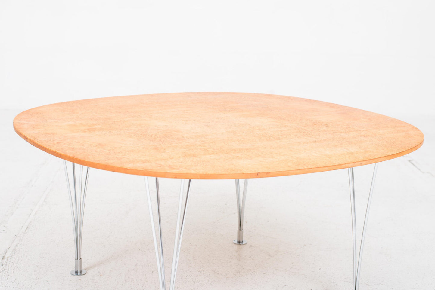 Supercircular coffee table by Piet Hein and Bruno Mathsson for Fritz Hansen