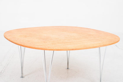 Supercircular coffee table by Piet Hein and Bruno Mathsson for Fritz Hansen