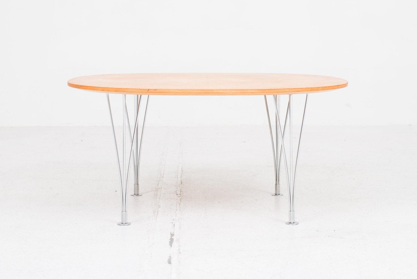 Supercircular coffee table by Piet Hein and Bruno Mathsson for Fritz Hansen