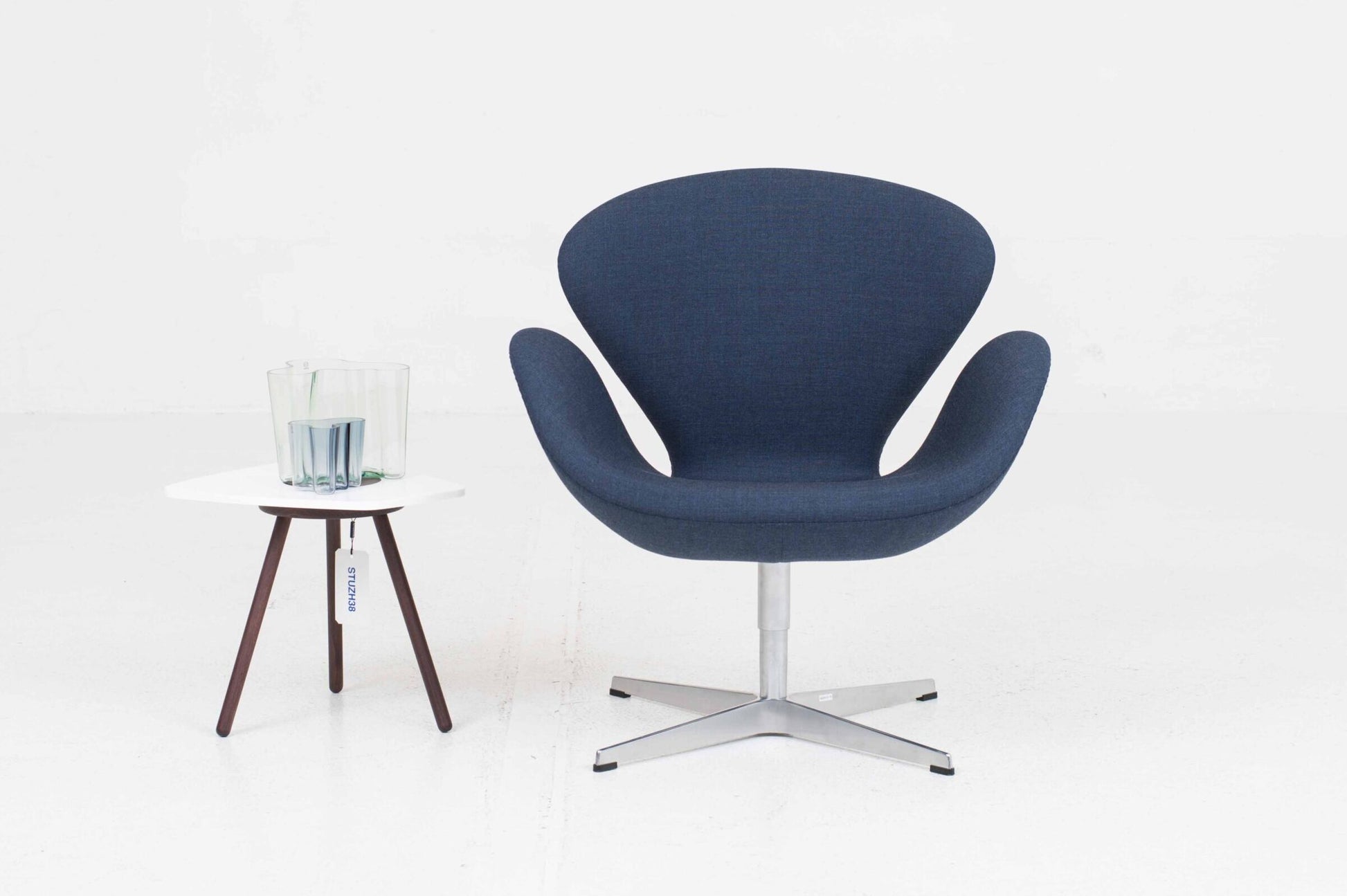 Vintage Sessel "Swan Chair" von Arne Jacobsen für Fritz Hansen, blauer Stoff
