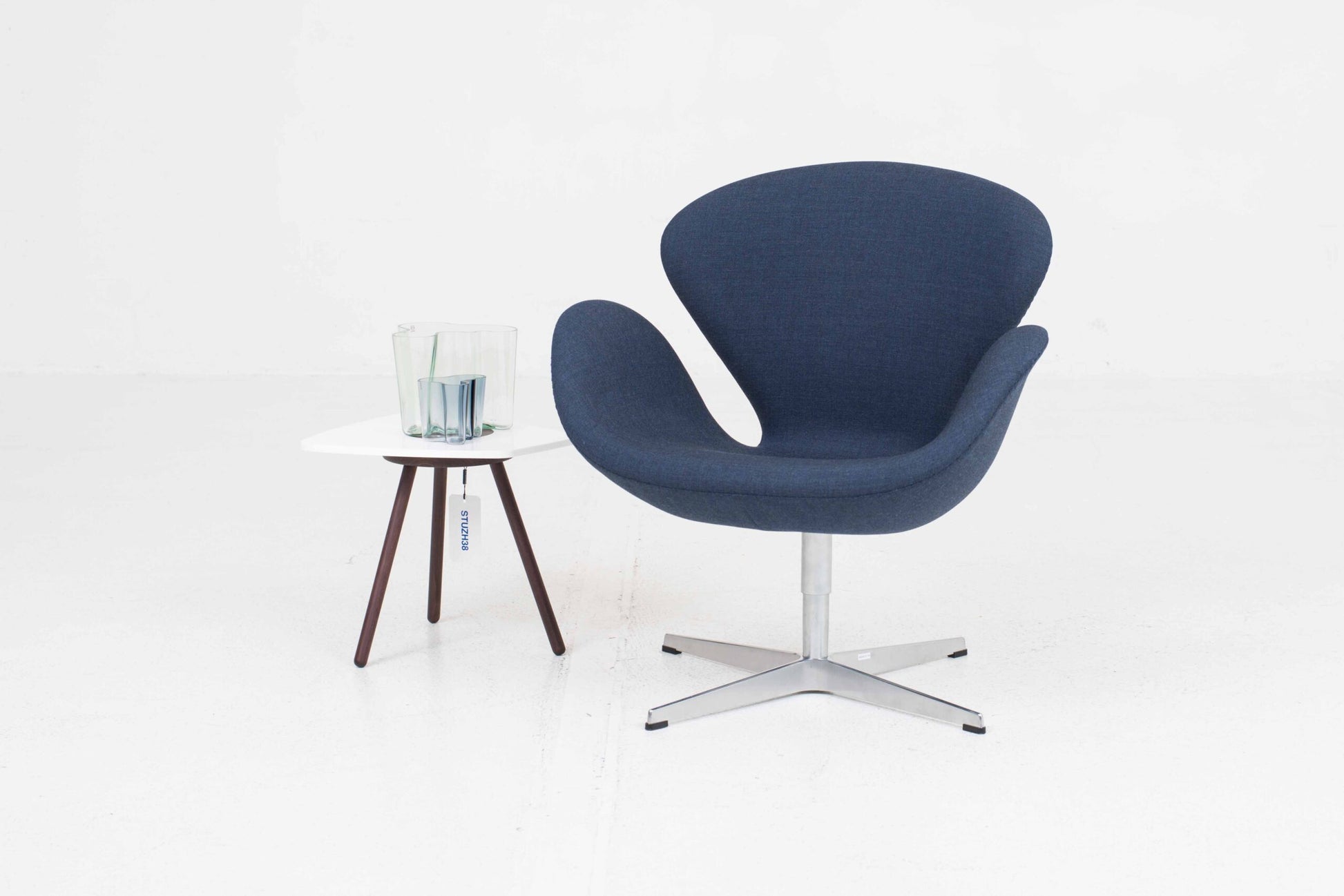 Vintage Sessel "Swan Chair" von Arne Jacobsen für Fritz Hansen, blauer Stoff