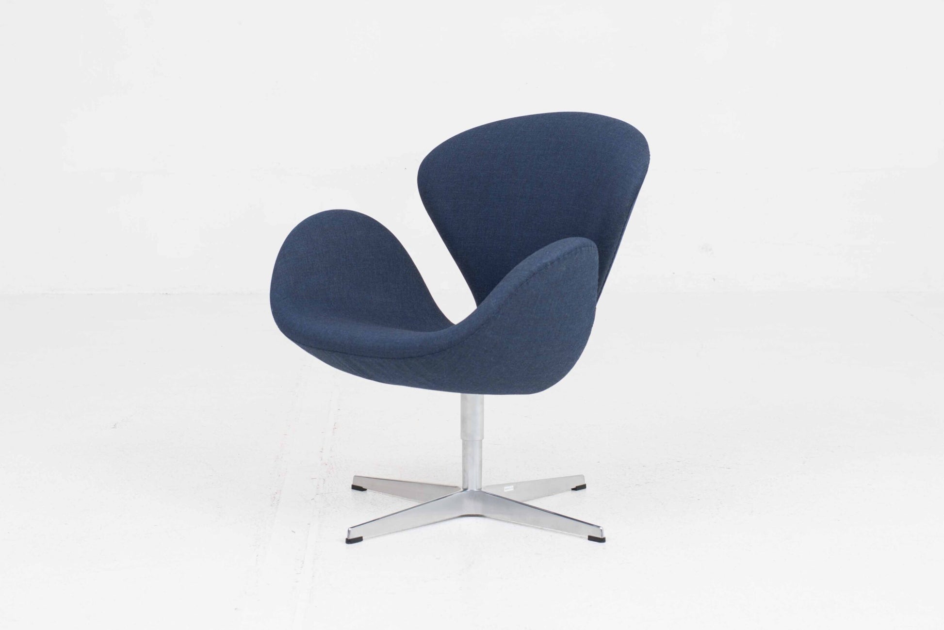 Vintage Sessel "Swan Chair" von Arne Jacobsen für Fritz Hansen, blauer Stoff