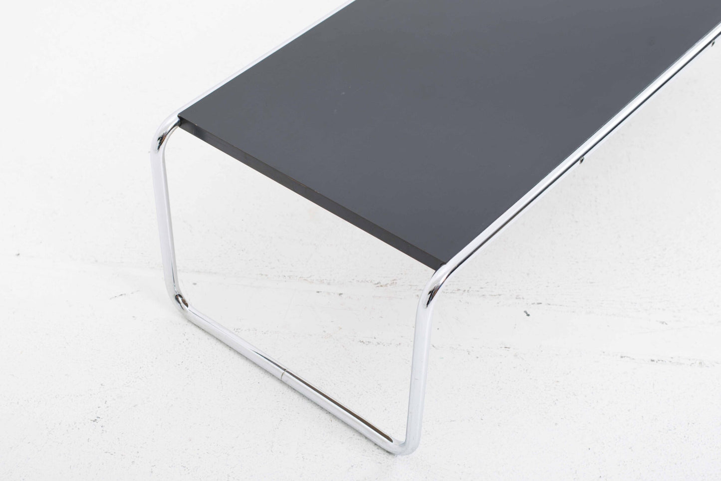 Vintage Couchtisch Laccio 2 von Marcel Breuer für Gavina/Knoll in Schwarz