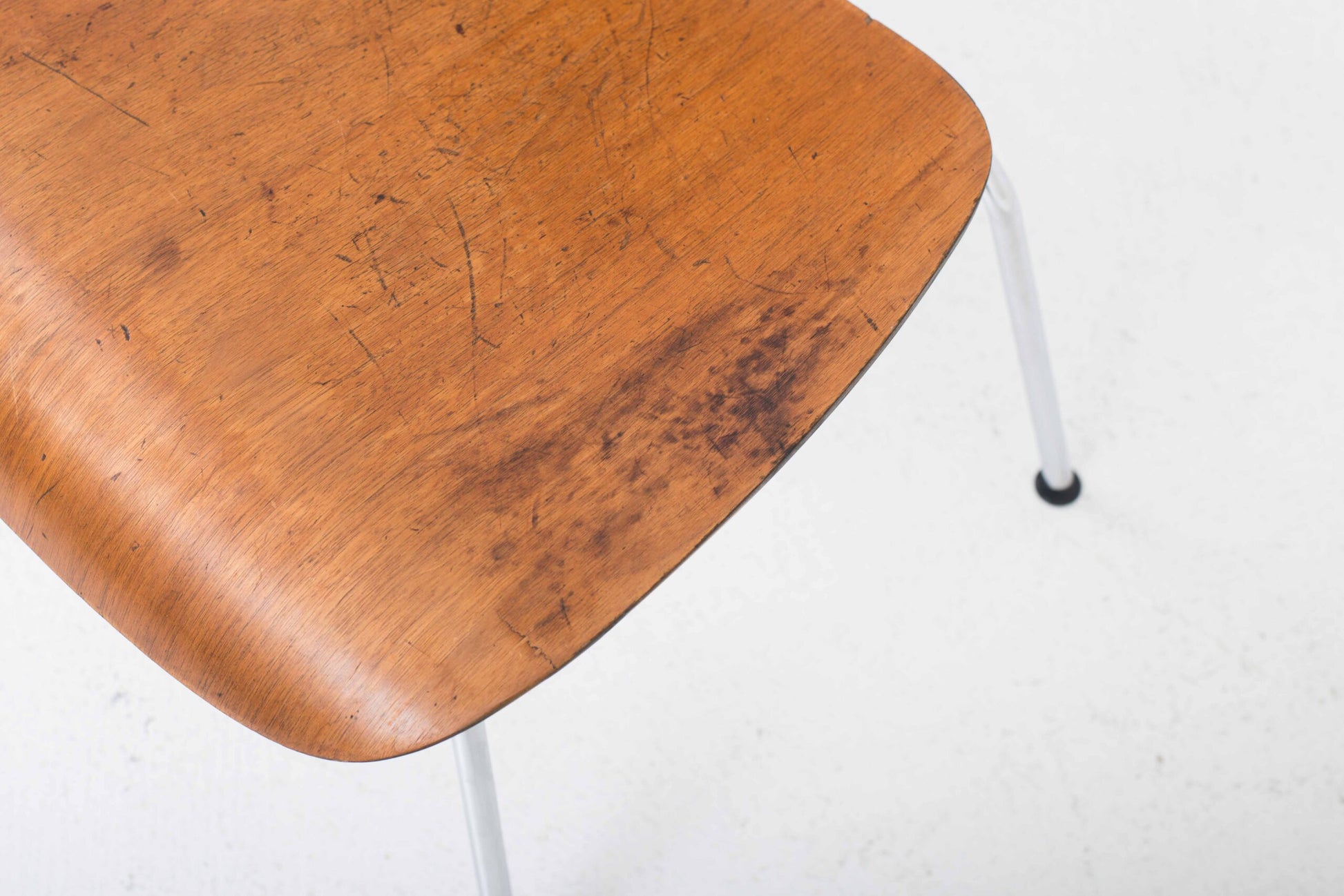 Vintage Stuhl DCM von Charles und Ray Eames für Herman Miller Nussbaum