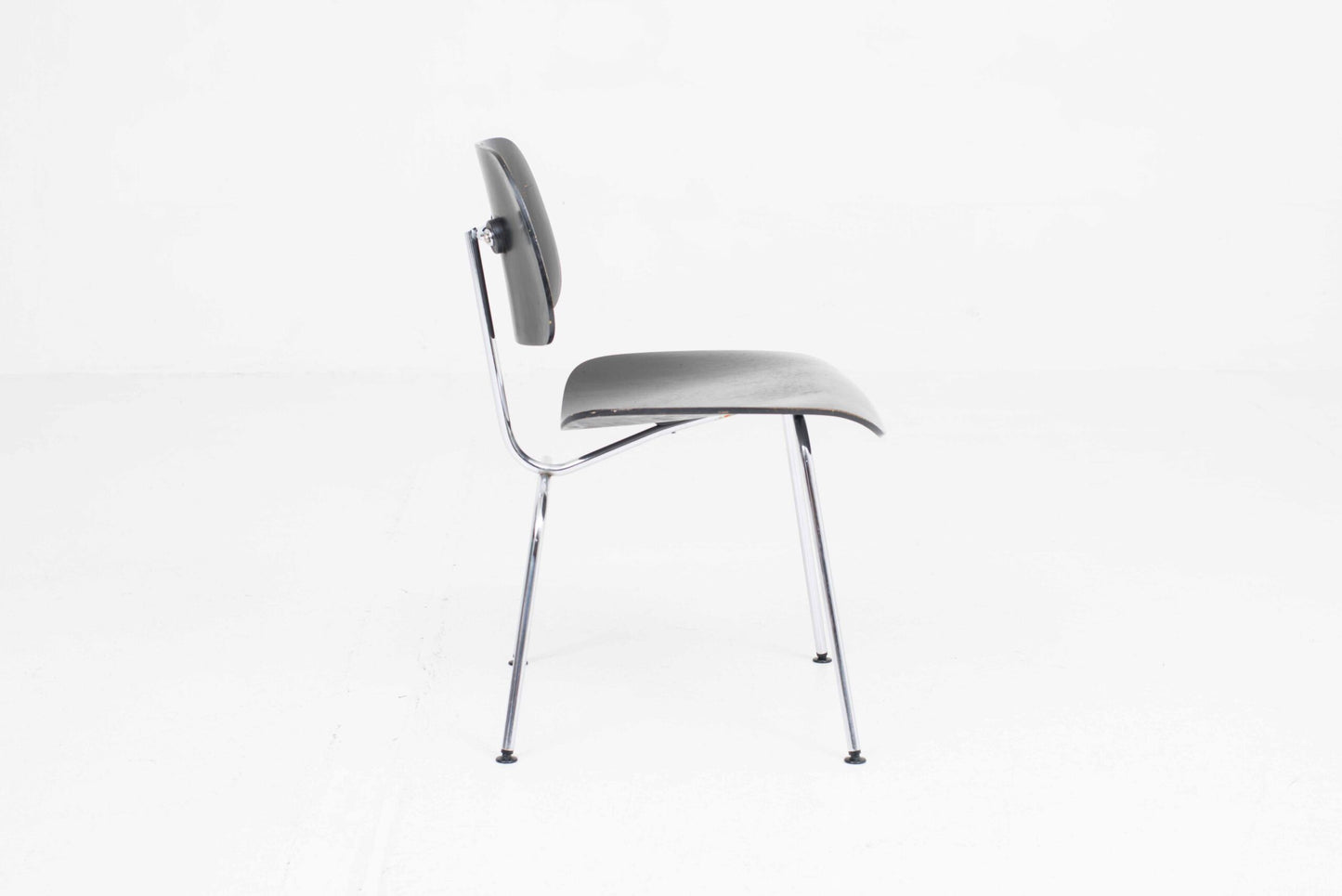 Vintage Stuhl DCM von Charles und Ray Eames für Herman Miller, Schwarz
