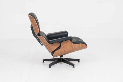 Vintage Lounge Chair und Ottoman von Charles und Ray Eames für Herman Miller, Nussbaum und Leder