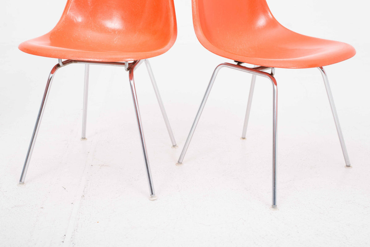 Vintage Stuhl Fiberglass DSX von Charles und Ray Eames für Herman Miller/Vitra, Rotorange