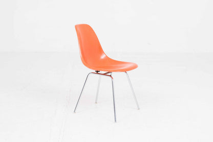 Vintage Stuhl Fiberglass DSX von Charles und Ray Eames für Herman Miller/Vitra, Rotorange