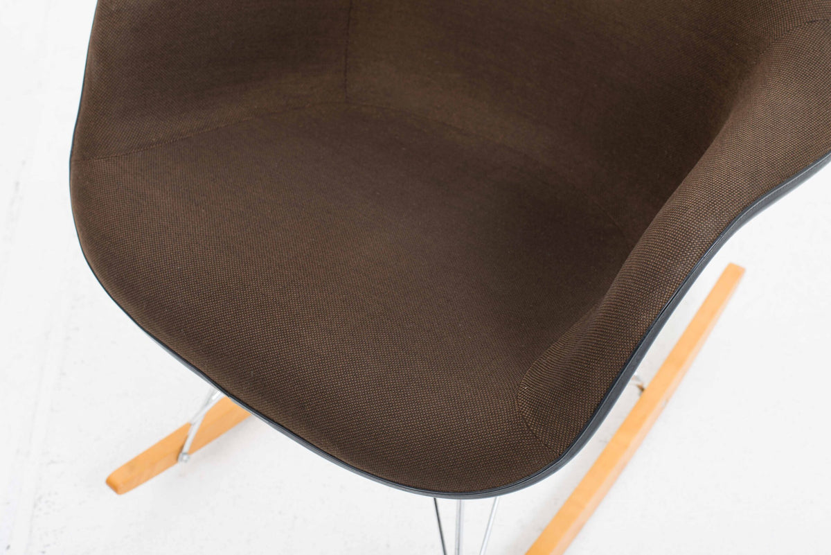 Vintage Schaukelstuhl RAR von Charles und Ray Eames für Vitra Braun