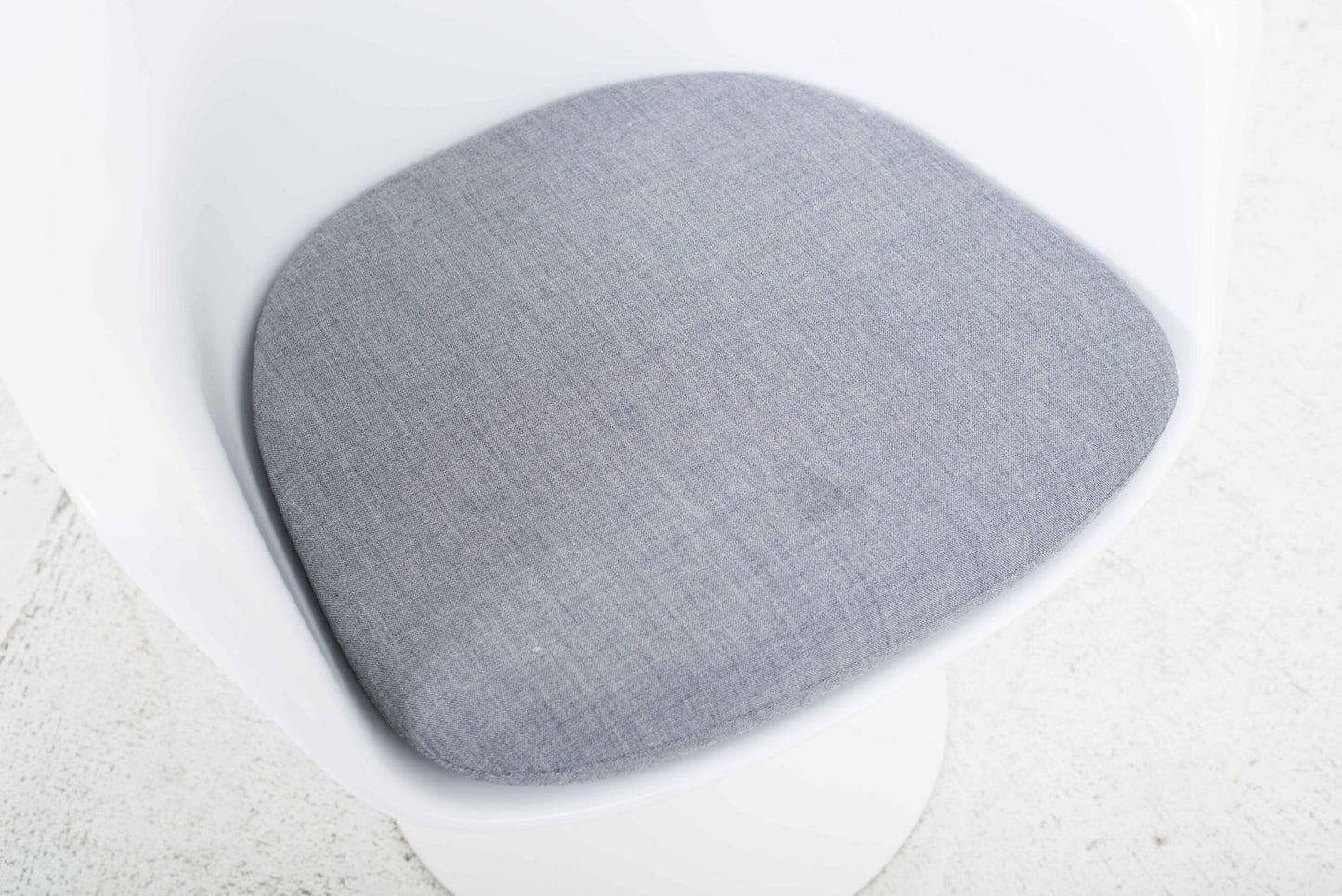 Tulip Armchair by Eero Saarinen for Knoll International in white