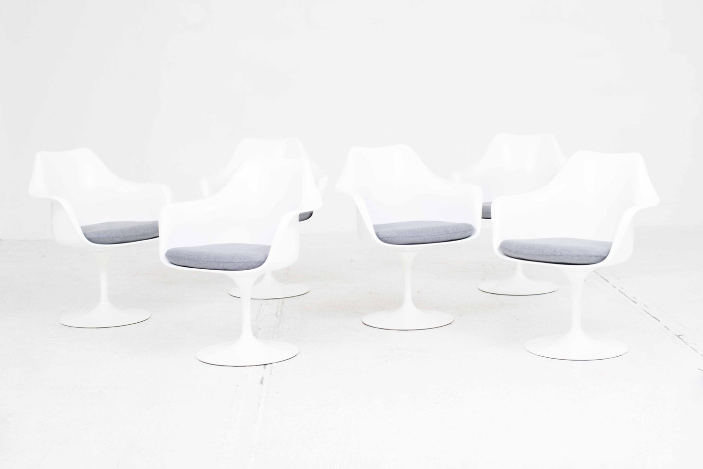 Tulip Armchair by Eero Saarinen for Knoll International in white