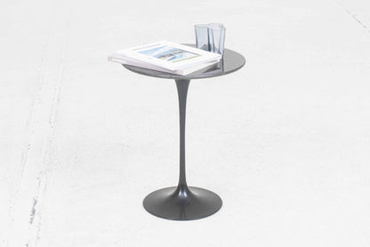 Vintage Tulip Beistelltisch von Eero Saarinen für Knoll in Granit Ø 41cm