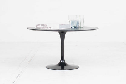 Table basse Tulip par Eero Saarinen pour Knoll