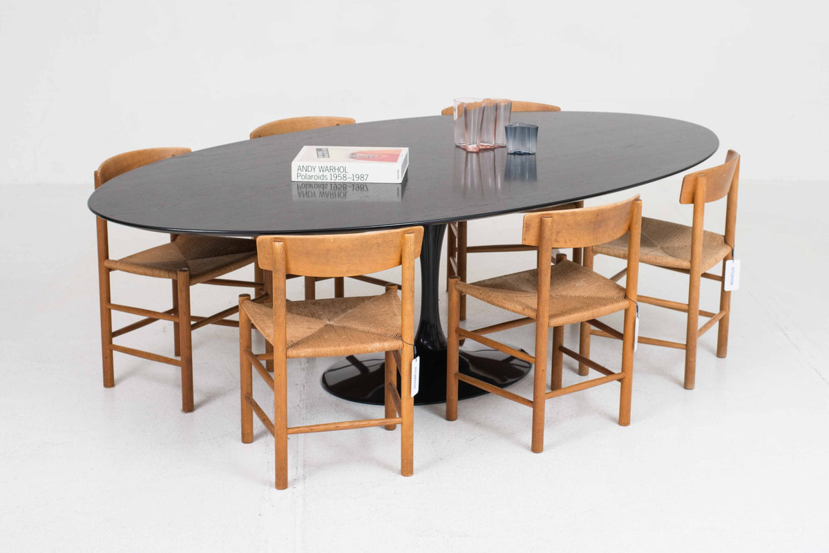 Tulip Table Oval 244cm von Eero Saarinen für Knoll International
