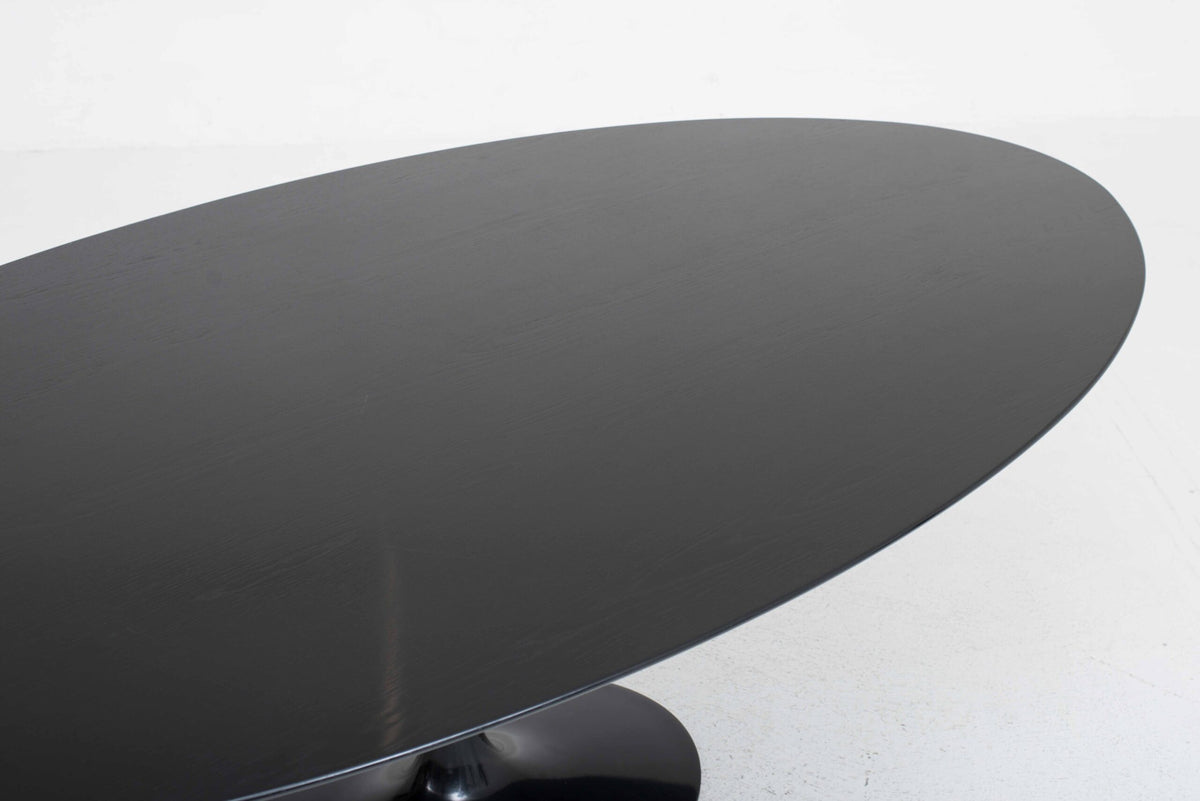 Tulip Table Oval 244cm von Eero Saarinen für Knoll International