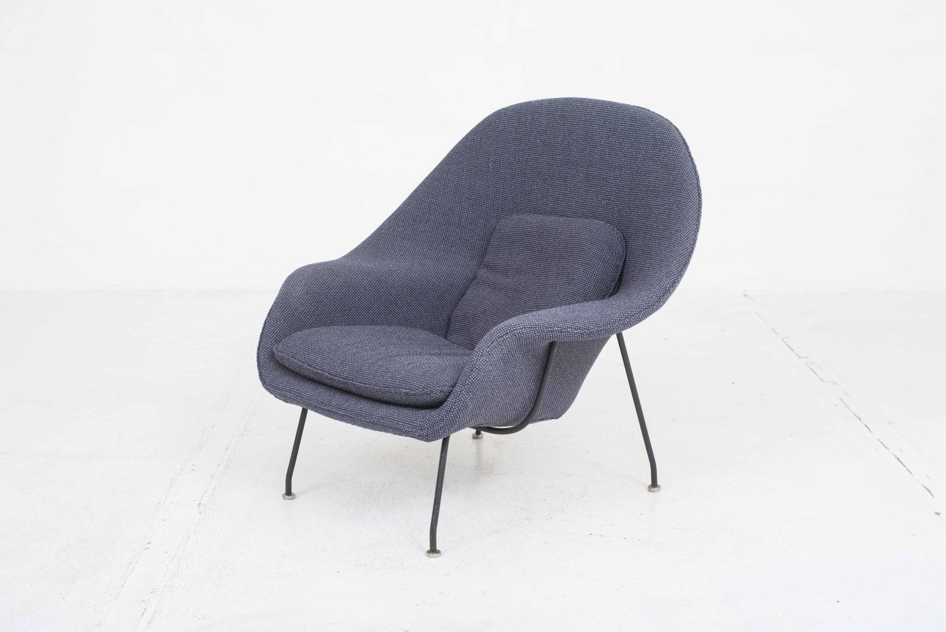 Vintage Sessel Womb von Eero Saarinen für Knoll International & Ottoman