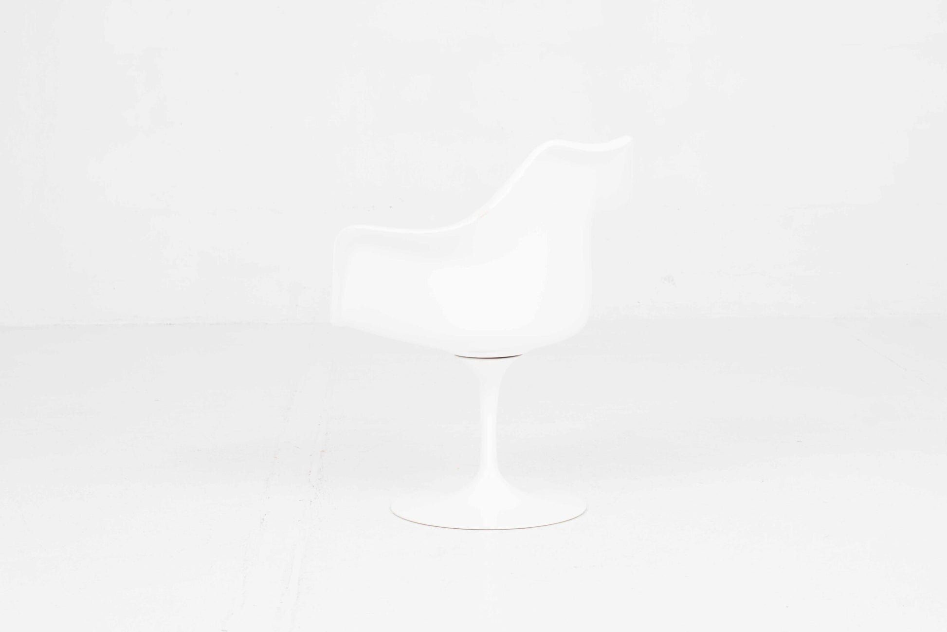 Vintage Armlehnstuhl Tulip von Eero Saarinen für Knoll International in Weiß