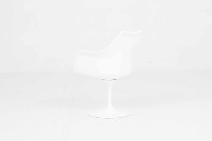 Vintage Armlehnstuhl Tulip von Eero Saarinen für Knoll International in Weiß
