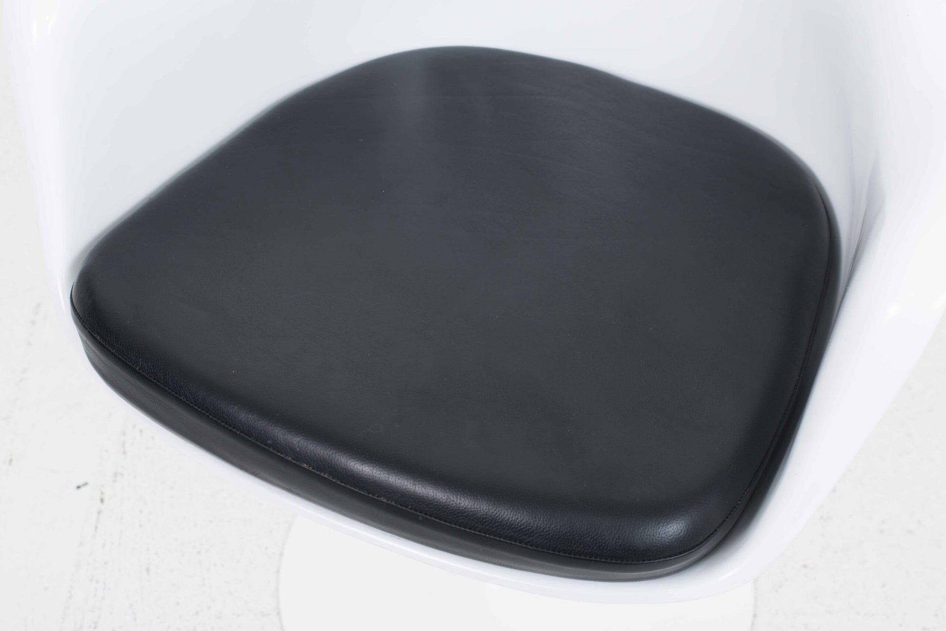 Vintage Armlehnstuhl Tulip von Eero Saarinen für Knoll International in Weiß