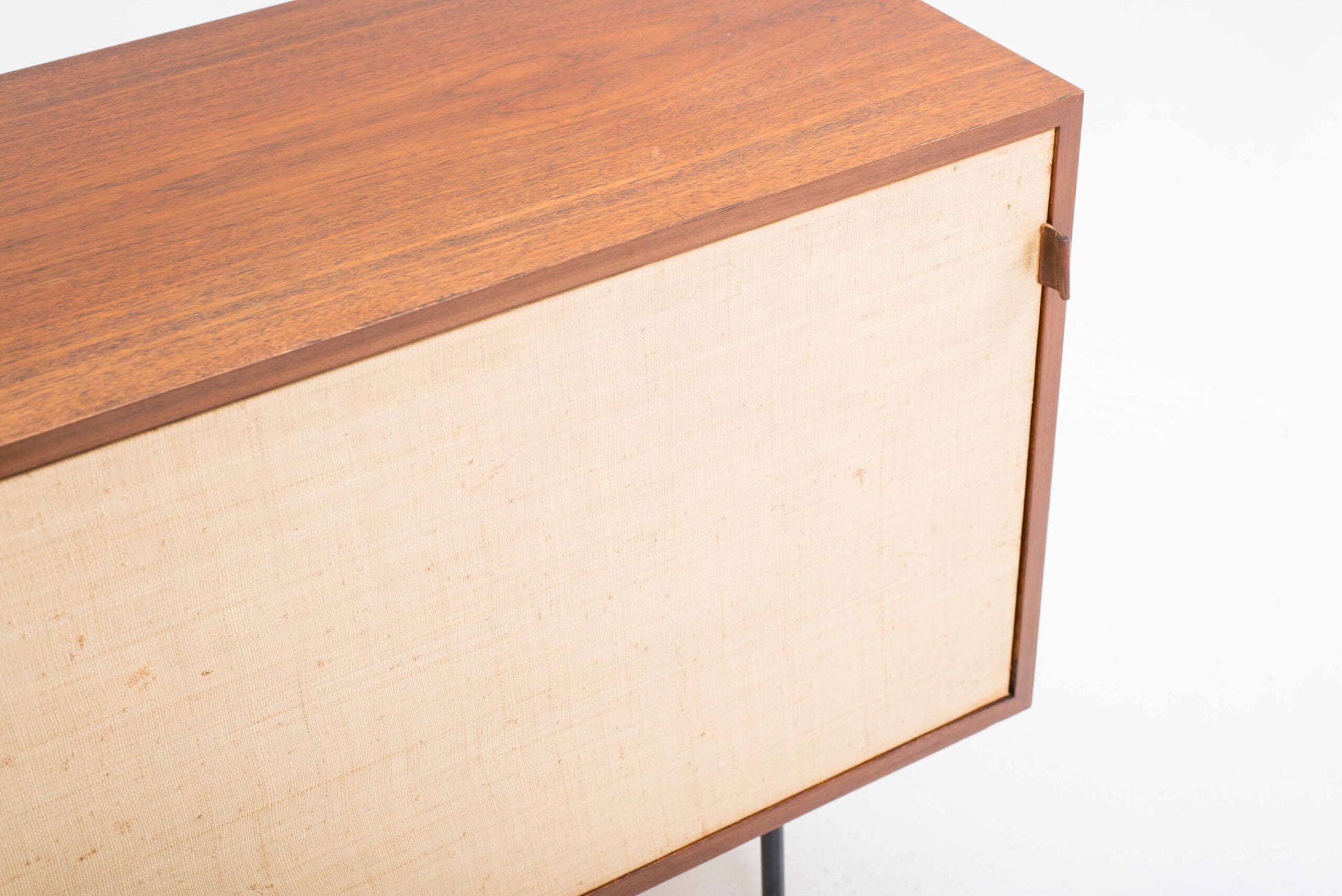 Vintage Sideboard von Florence Knoll für Knoll International mit Seegrasfronten