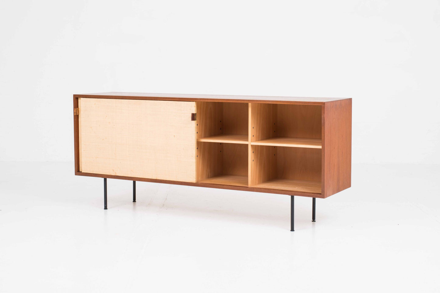 Vintage Sideboard von Florence Knoll für Knoll International mit Seegrasfronten