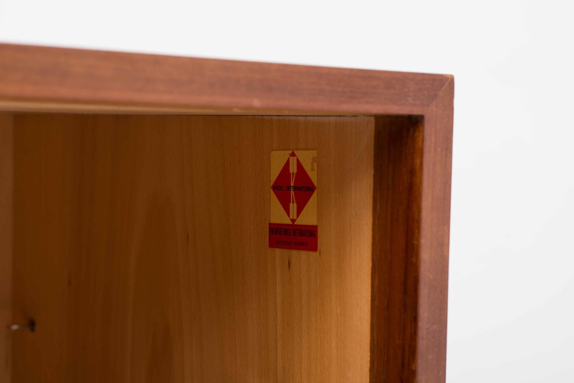 Vintage Sideboard von Florence Knoll für Knoll International mit Seegrasfronten