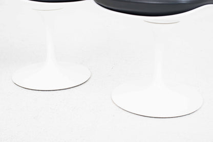 Vintage Stuhl "Tulip" von Eero Saarinen für Knoll International, schwarzes Lederkissen