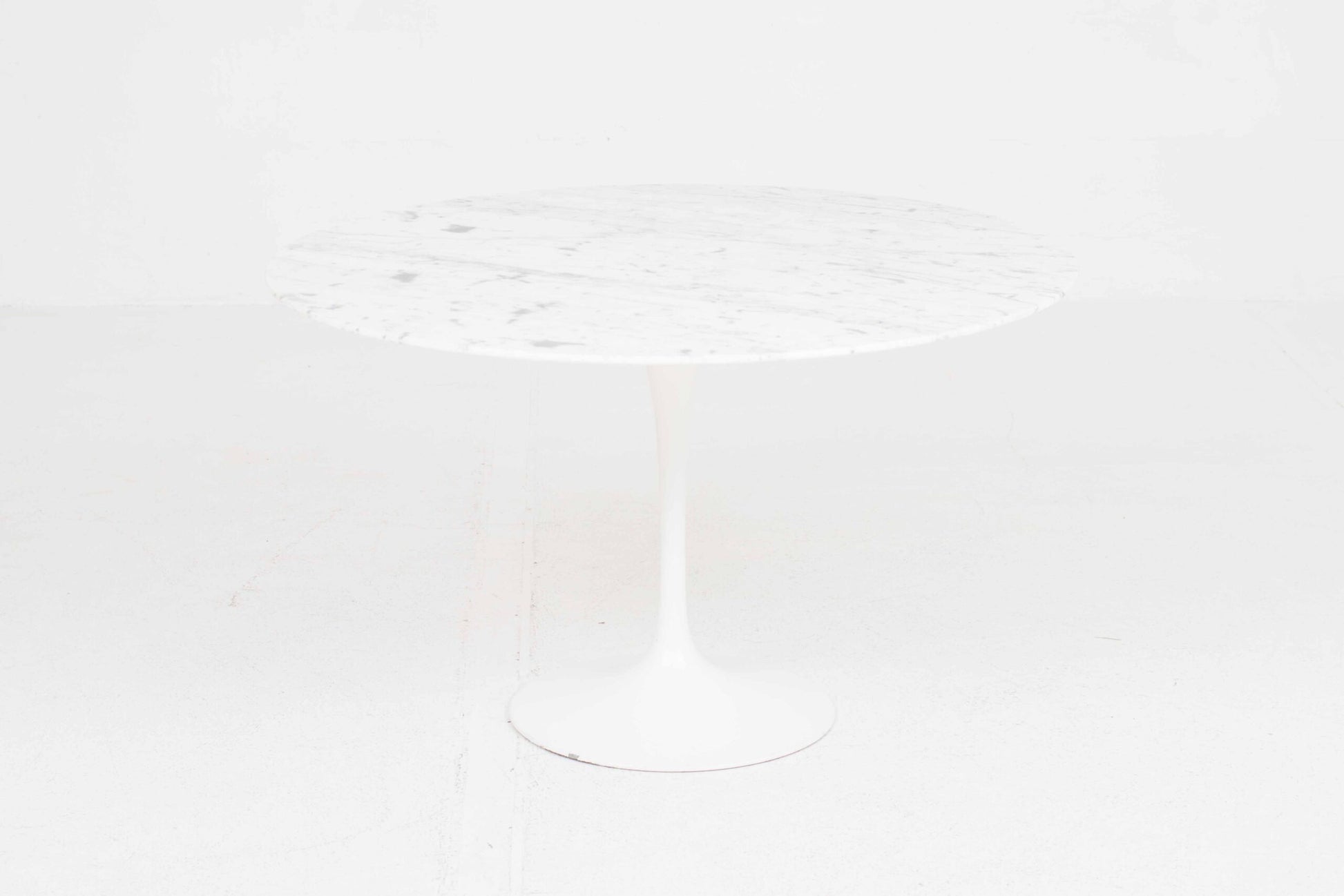 Vintage Tisch "Tulip Table" von Eero Saarinen für Knoll International, weisser Marmor, 120cm