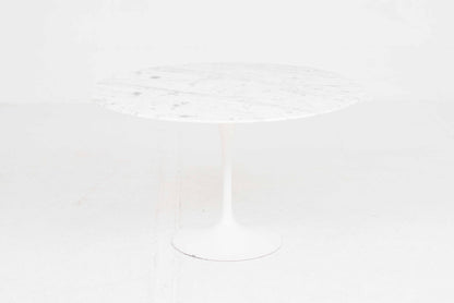 Vintage Tisch "Tulip Table" von Eero Saarinen für Knoll International, weisser Marmor, 120cm