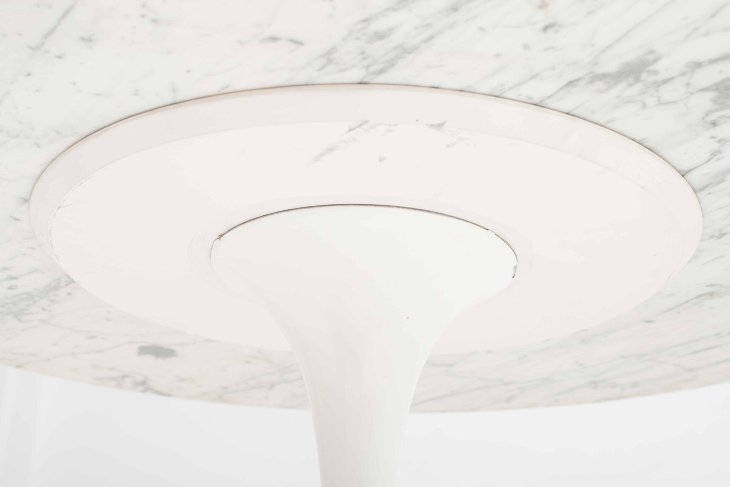 Vintage Tisch "Tulip Table" von Eero Saarinen für Knoll International, weisser Marmor, 120cm