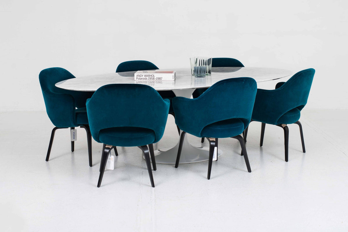 Vintage Tisch 'Tulip' von Eero Saarinen für Knoll International, weisser Marmor, oval