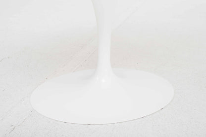 Vintage Tisch 'Tulip' von Eero Saarinen für Knoll International, weisser Marmor, oval
