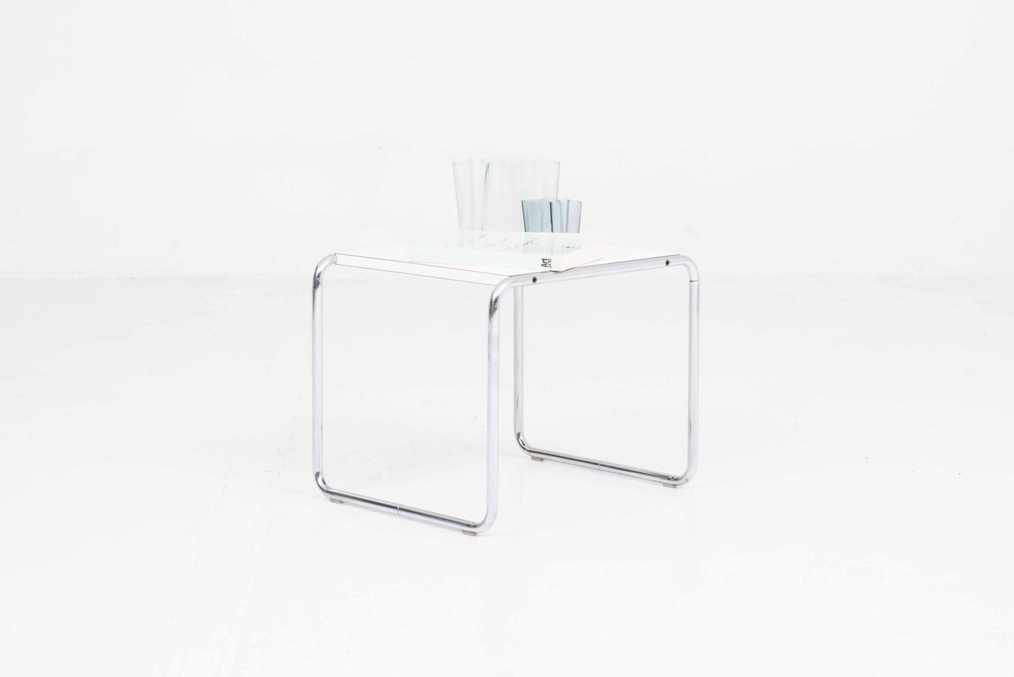 Vintage Couchtisch Laccio 1 von Marcel Breuer für Knoll in Weiß