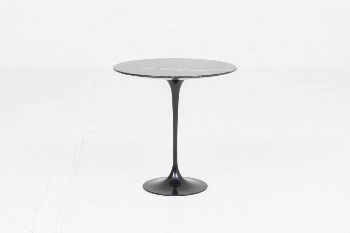 Vintage Beistelltisch "Tulip" von Eero Saarinen für Knoll International, schwarzer Marmor