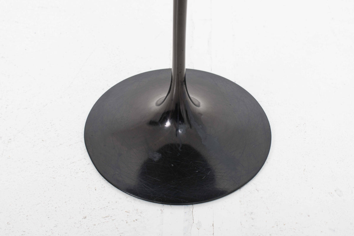 Vintage Beistelltisch Tulip von Eero Saarinen für Knoll International, schwarzer Marmor