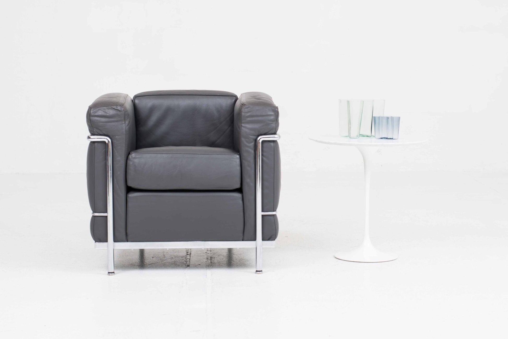 Vintage Beistelltisch Tulip von Eero Saarinen für Knoll, weißer Marmor
